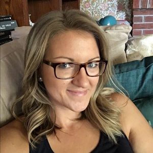 Meet your Posher, Theresa